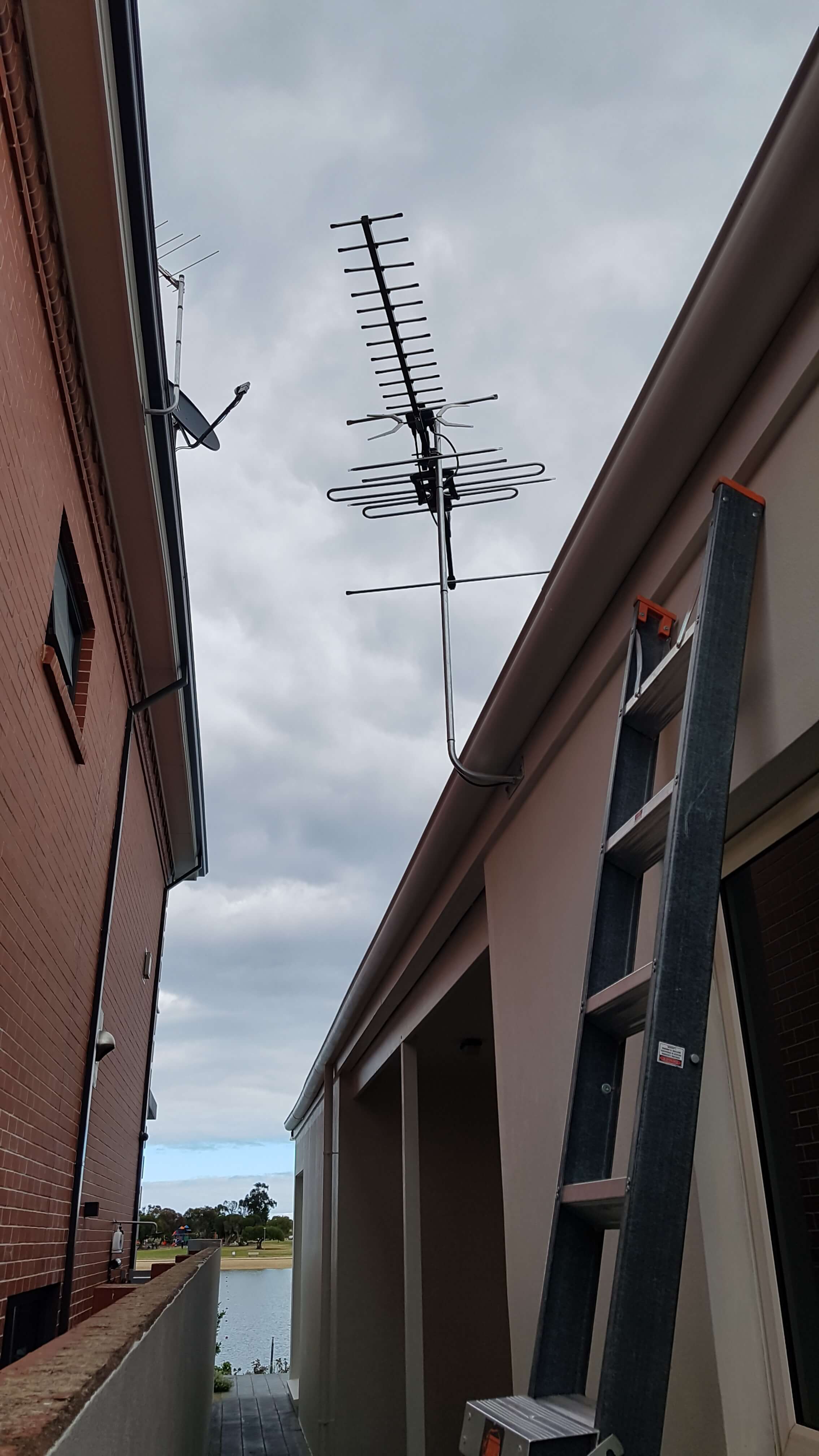 tv antenna installation